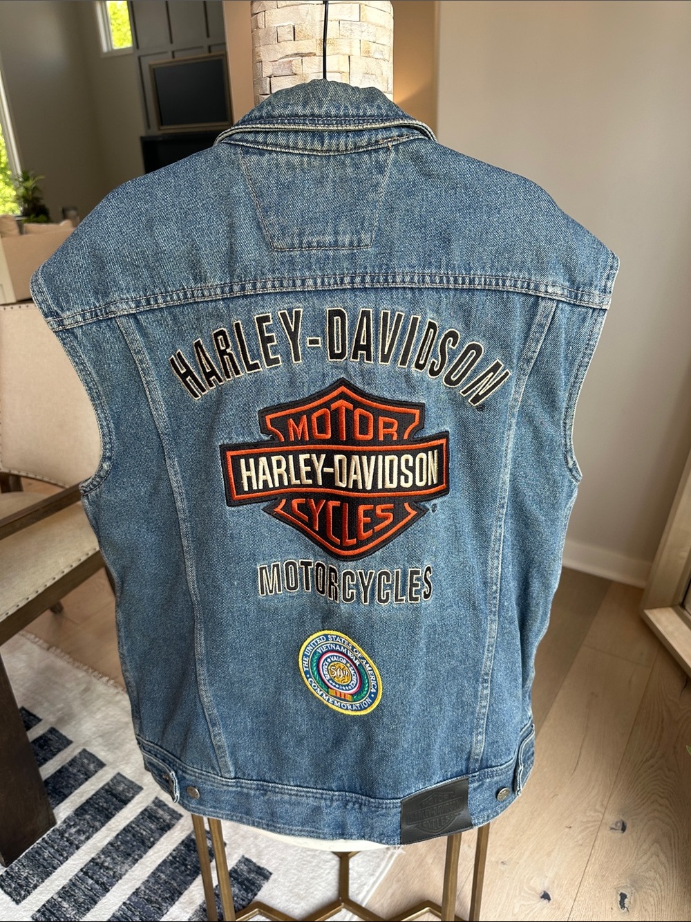 Harley-Davidson Light Blue Denim Sleeveless Trucker Vest - Picture 2 of 5